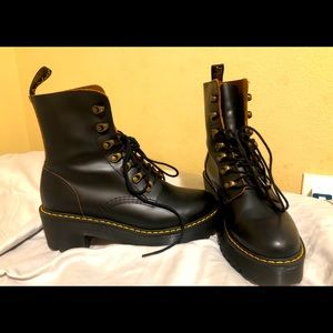 Dr Martens Leona Vintage Heeled Boots